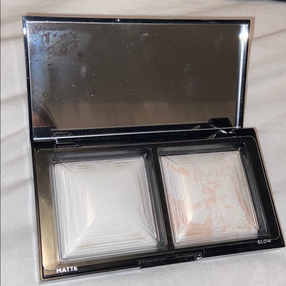 BareMinerals translucent powder palette - Picture 2 of 3